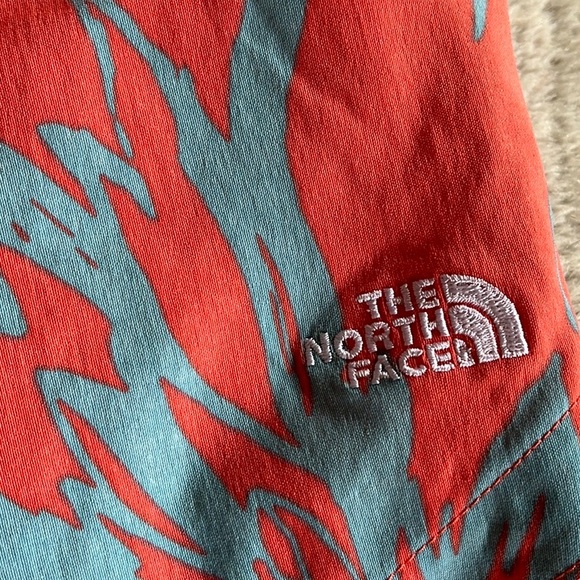 The North Face Class V Shorts - Picture 6 of 13